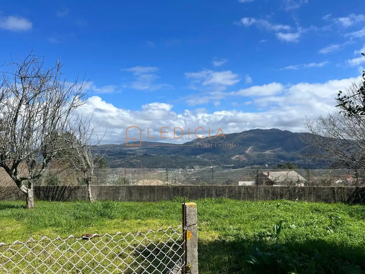 Terreno en venta en Redondela