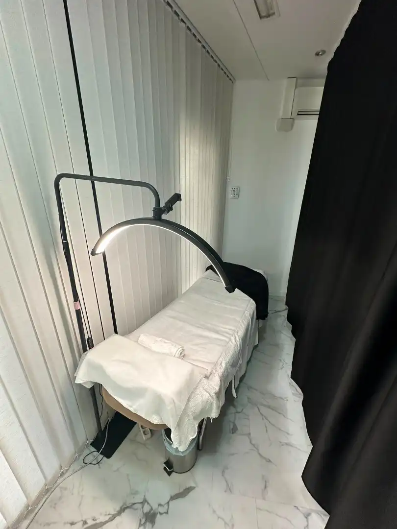Business premises for transfer in Avinguda de Josep Tarradellas, imagen 11