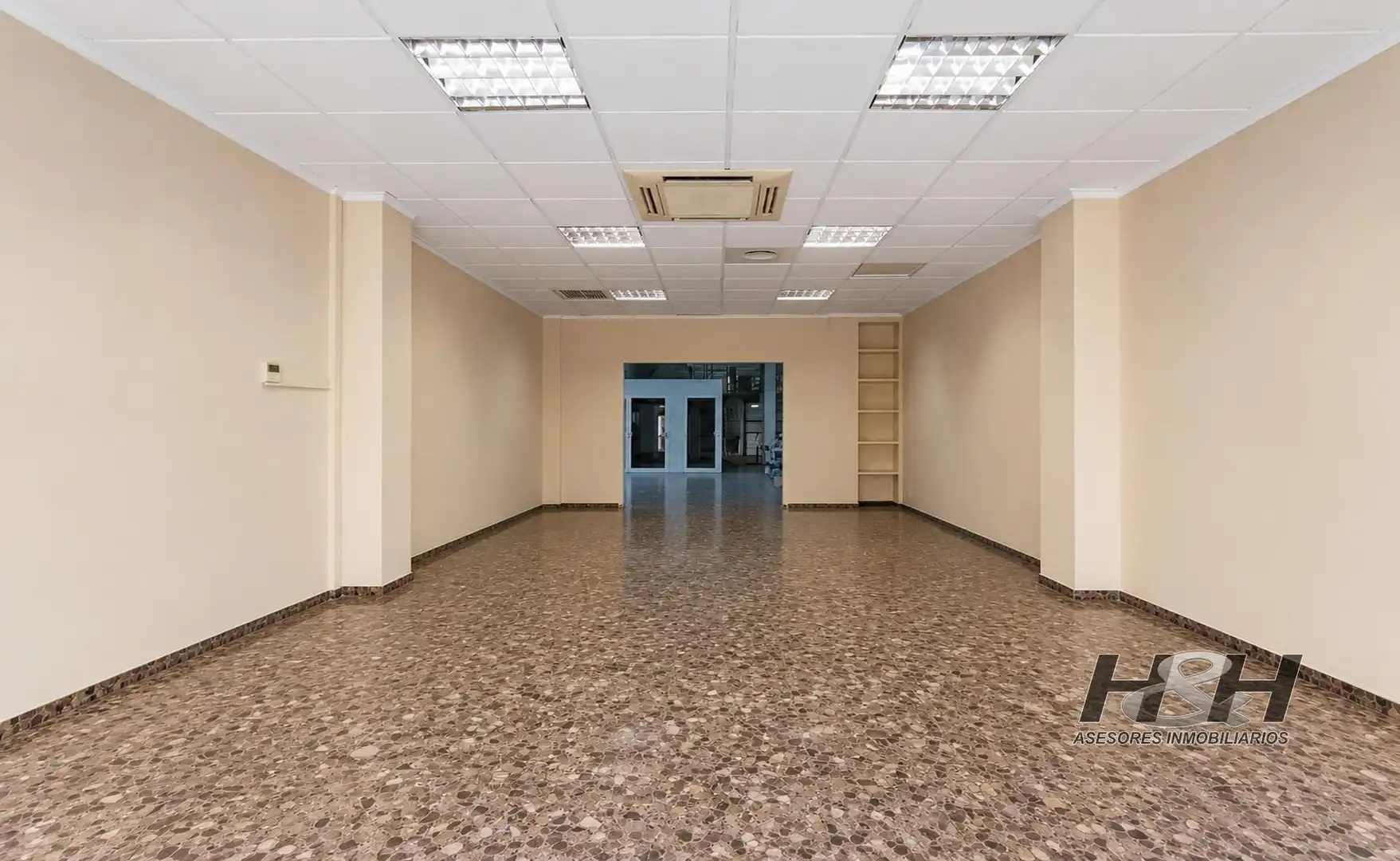 Business premises for sale in Zona Campus Universitario, imagen 2