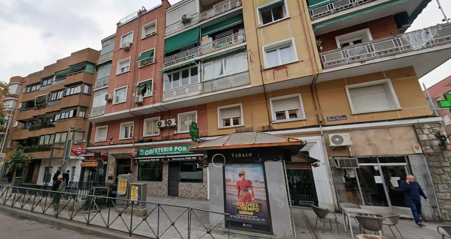 Vista exterior de Casa o chalet en venta en Madrid