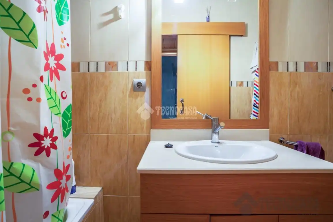 Badezimmer von Wohnung zum Verkauf in Barcelona mit Klimaanlage, Heizung und Möbliert