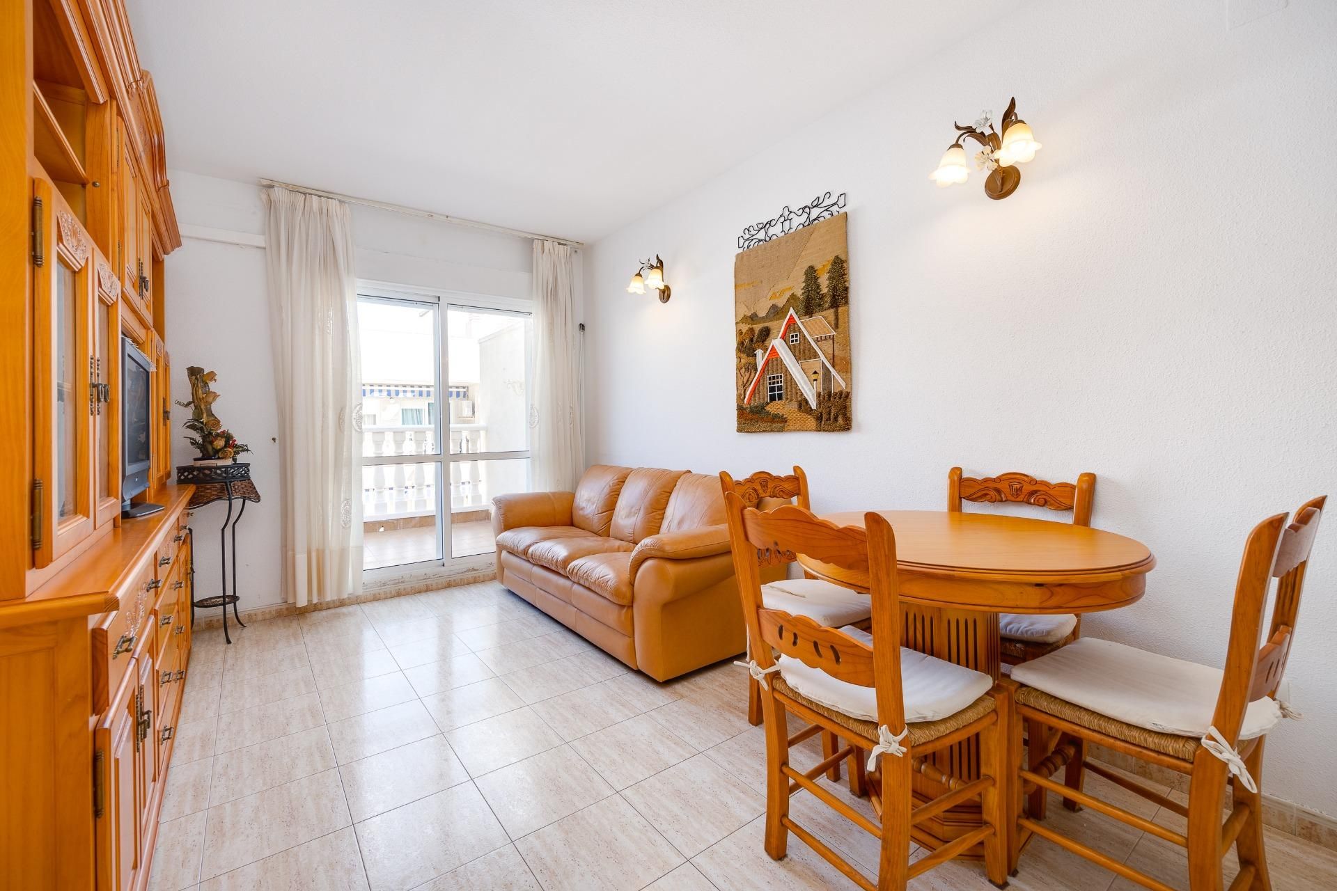 Sala d'estar de Àtic en venda en Torrevieja amb Aire condicionat, Terrassa i Piscina comunitària