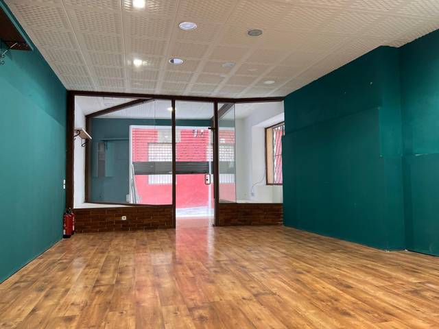 Local comercial en Alquiler en Castelló d'Empúries