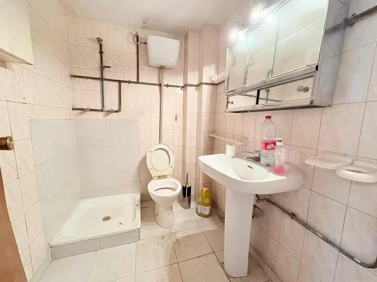 Bany de Casa o xalet en venda en Alfafar amb Terrassa, Traster i Balcó