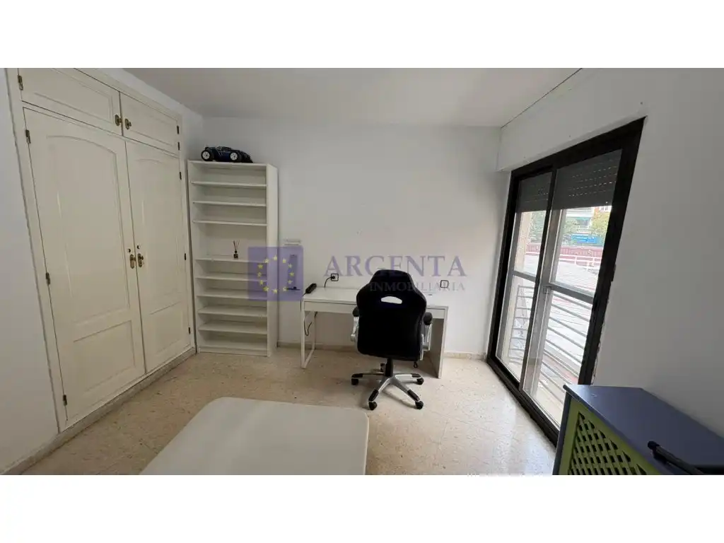 Habitación de Piso en venta en Cáceres con Aire acondicionado y Amueblado