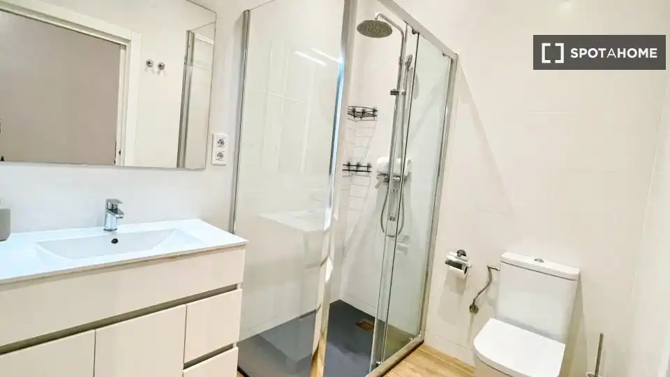 Piso con terraza en alquiler en Eixample, imagen 4
