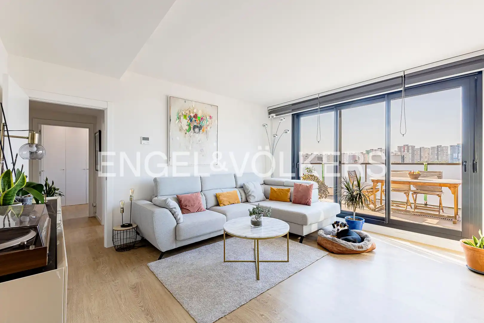 Sala d'estar de Àtic en venda en L'Hospitalet de Llobregat amb Aire condicionat, Calefacció i Parquet