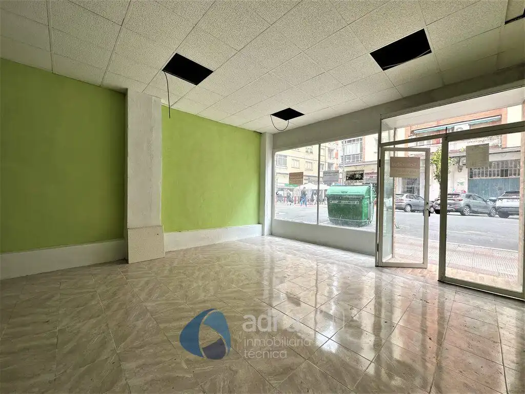 Local comercial en venta en Huesca, imagen 2