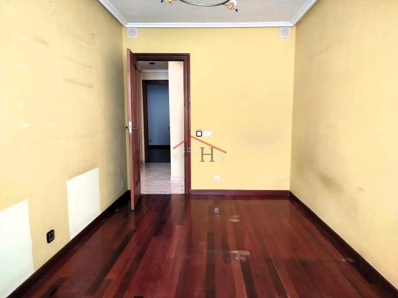 Sala de estar de Casa o chalet en venta en León Capital  con Calefacción, Terraza y Balcón