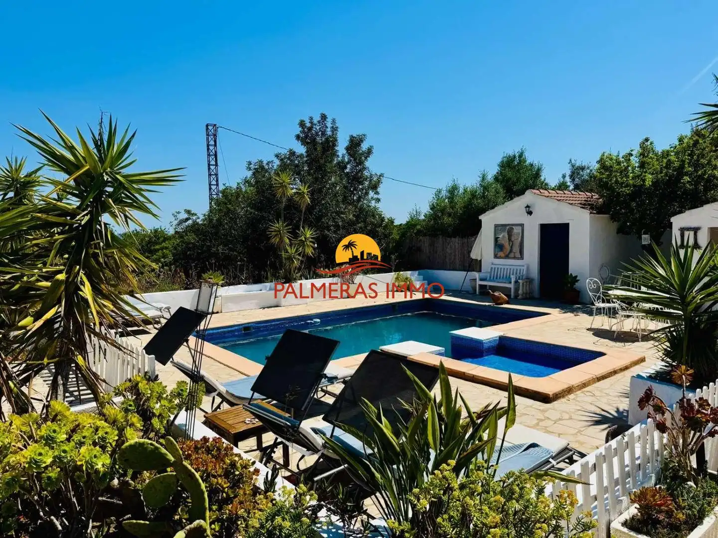 Vista exterior de Finca rústica en venta en L'Ametlla de Mar  con Trastero y Piscina