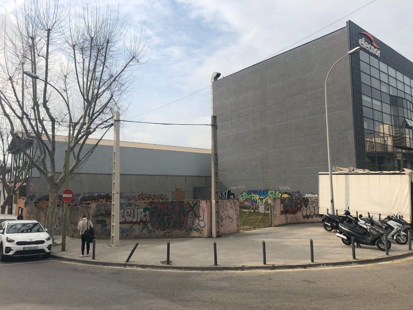 Fabrik Grundstücke zum verkauf in Carrer d'Antonio de los Rios Rosas, Almeda - El Corte Inglés