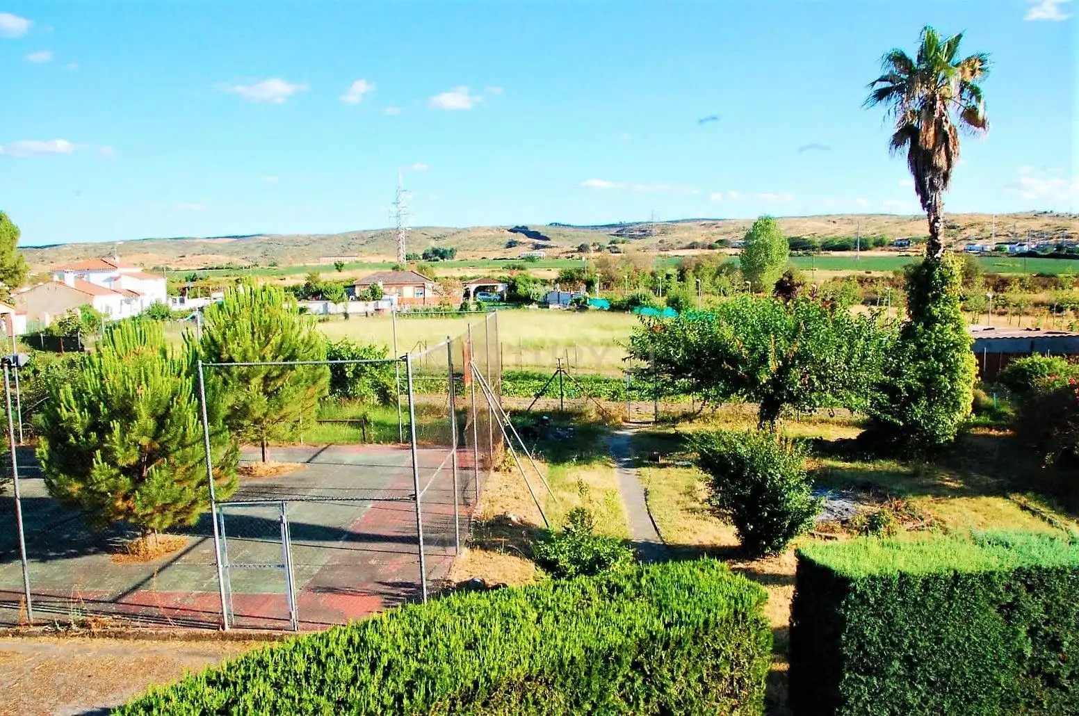 Jardí de Casa o xalet en venda en Coria amb Piscina