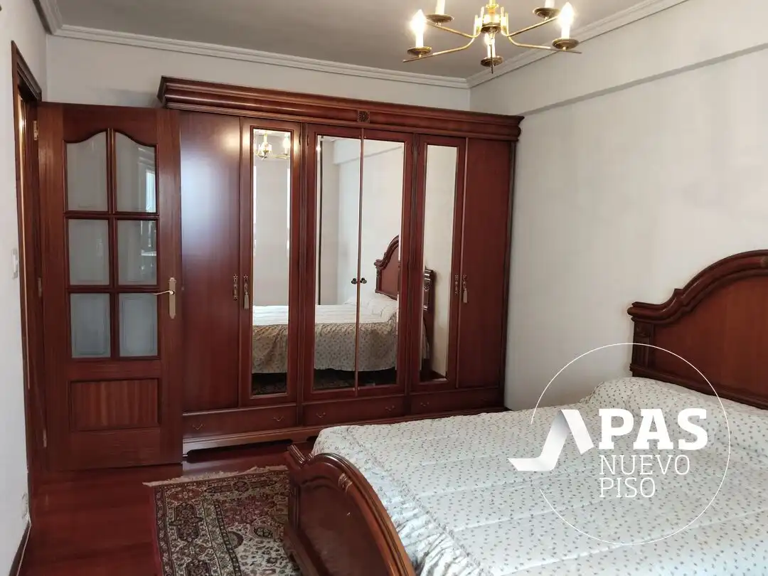 Bedroom of Flat for rent in Santander