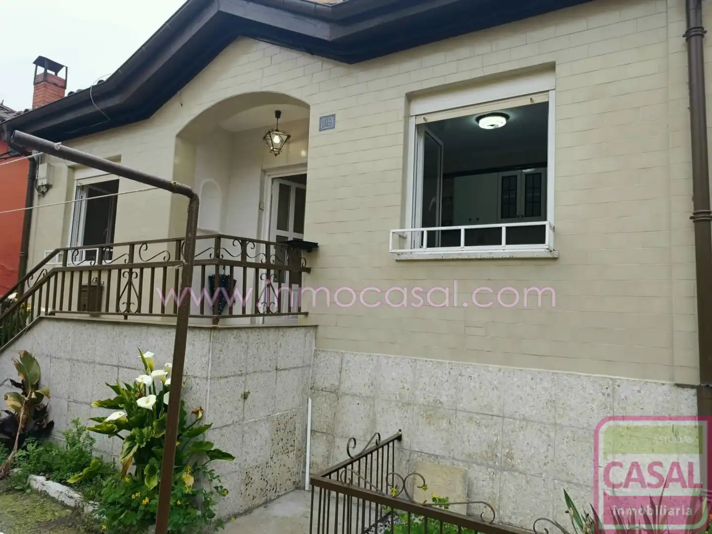 Exterior view of Houses for rent in Aller  with Heating, Terrace and Storage room