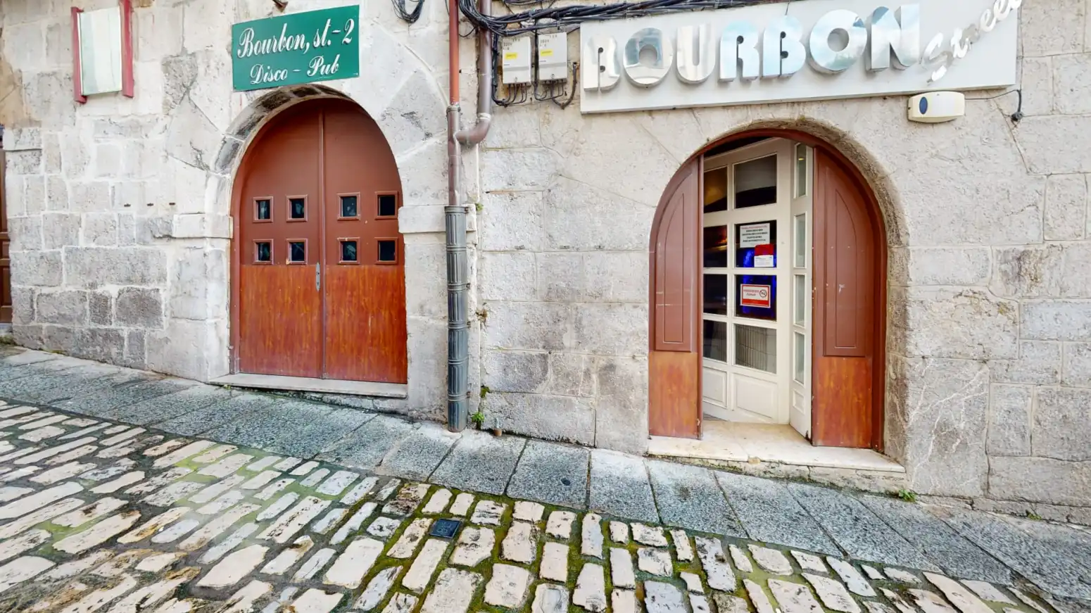 Business premises for sale in Laredo - calle San Marcial