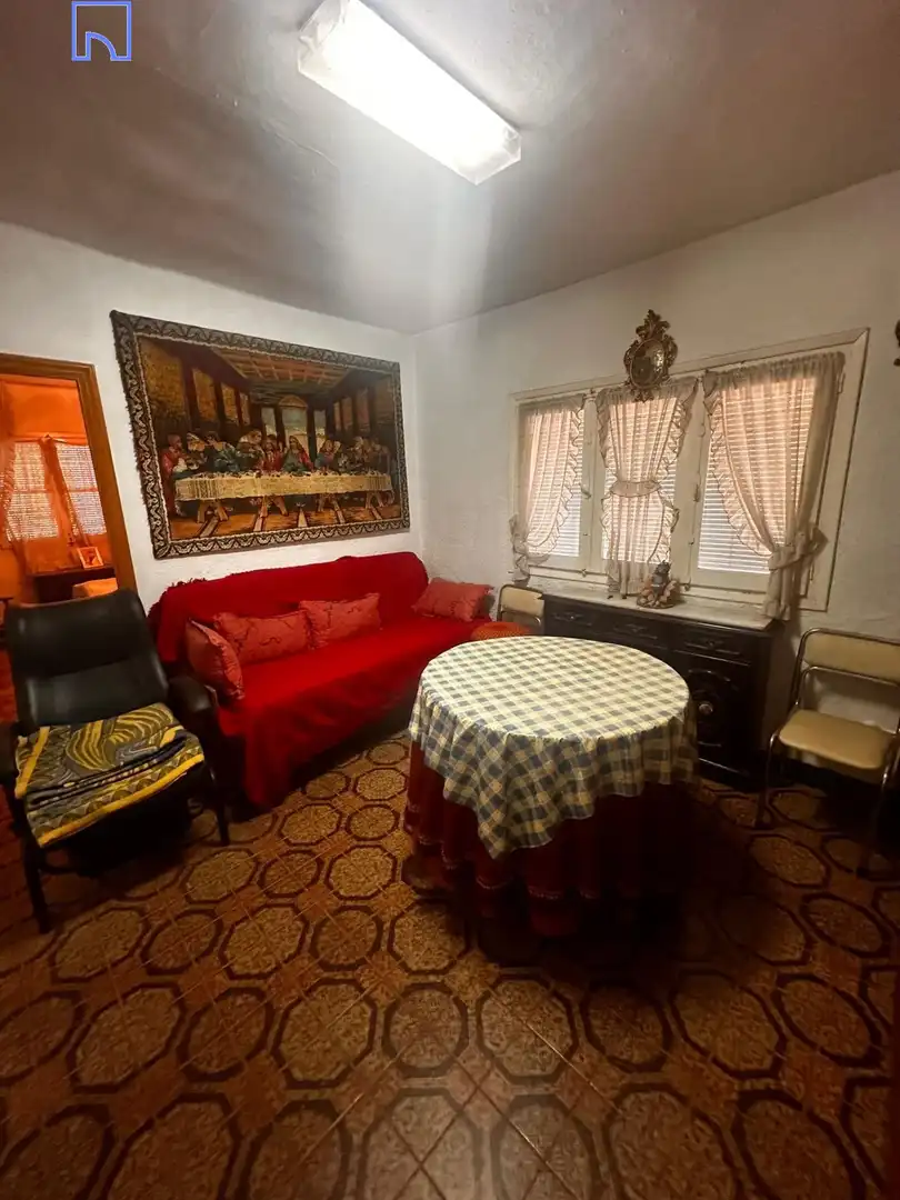 Sala d'estar de Casa o xalet en venda en Cortes amb Aire condicionat, Traster i Balcó