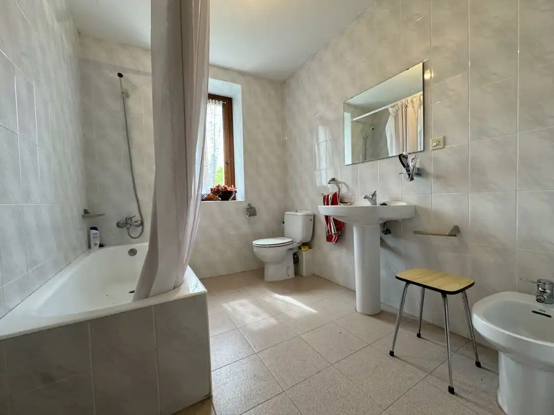 Baño de Casa o chalet en venta en Antzuola con Jardín privado, Amueblado y Balcón