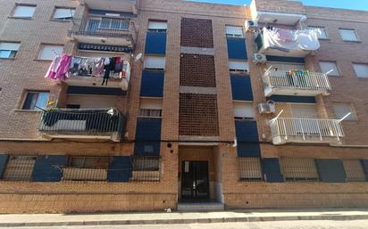Vista exterior de Pis en venda en La Unión amb Terrassa i Balcó