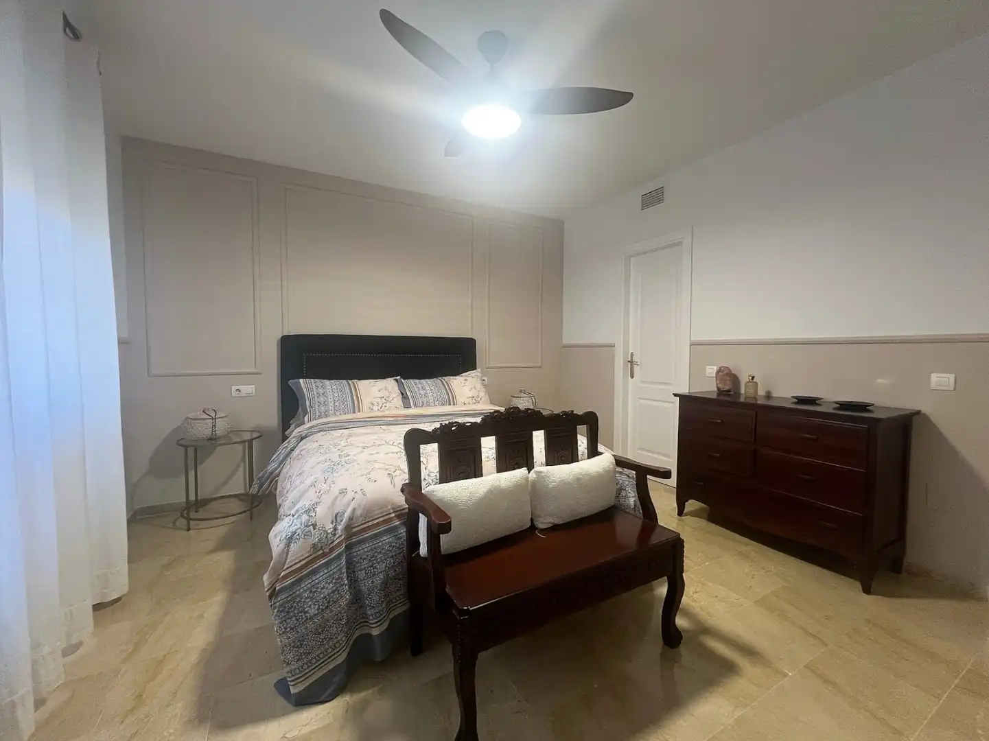 Dormitori de Apartament en venda en Mijas amb Aire condicionat, Terrassa i Traster