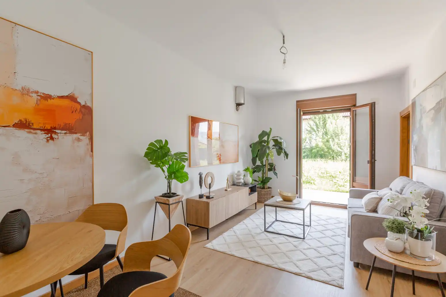 Sala d'estar de Casa o xalet en venda en Baztan amb Calefacció, Jardí privat i Parquet