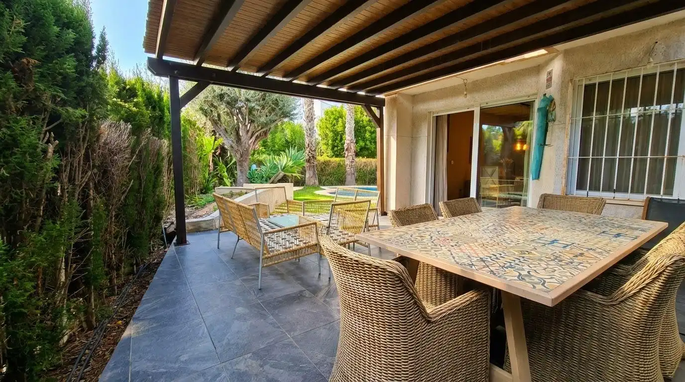 Terraza de Casa adosada en venta en Alicante / Alacant con Aire acondicionado, Jardín privado y Terraza
