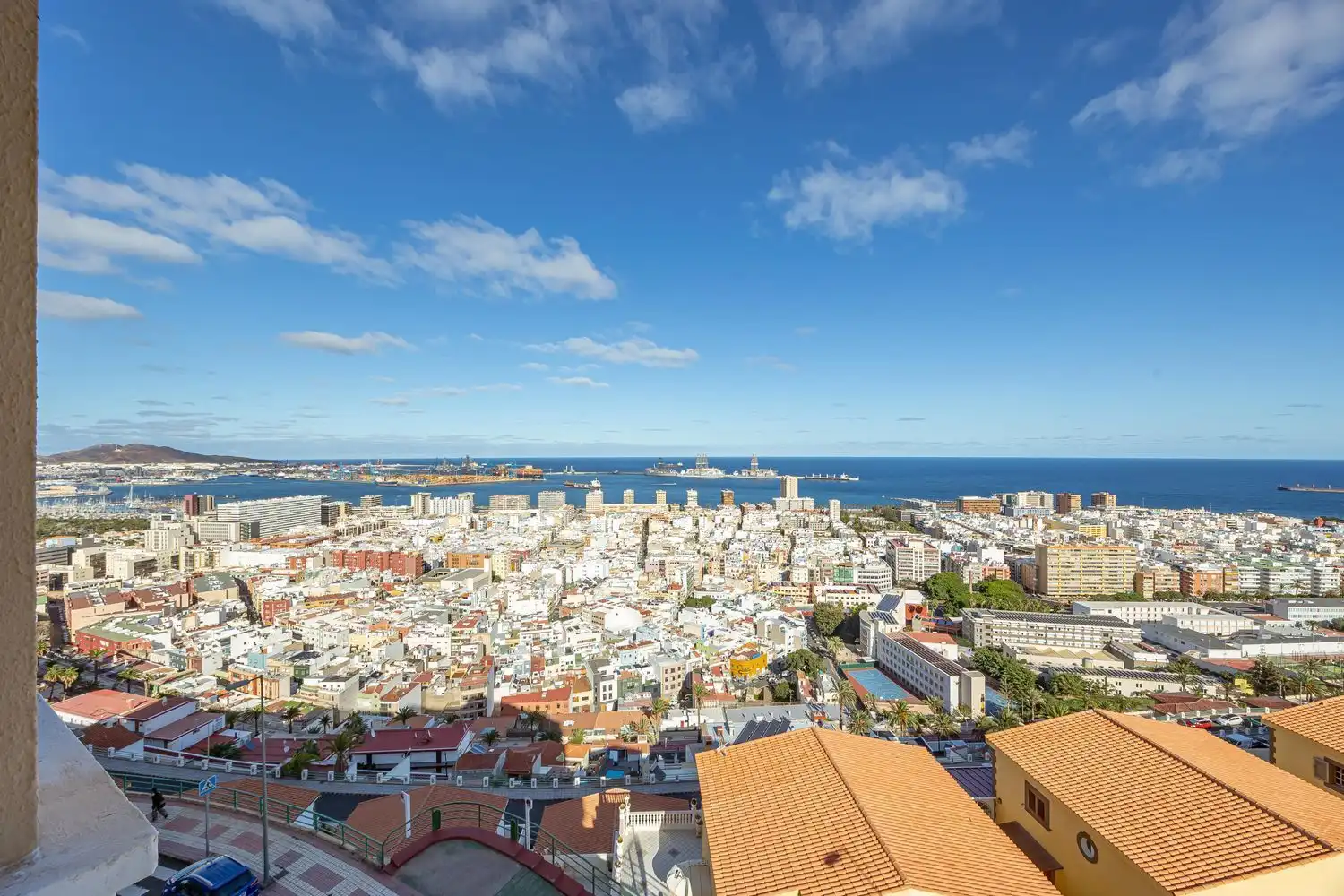 Vista exterior de Piso en venta en Las Palmas de Gran Canaria con Trastero