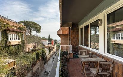 Balcony of Flat for sale in  Barcelona Capital  with Heating, Parquet flooring and Terrace