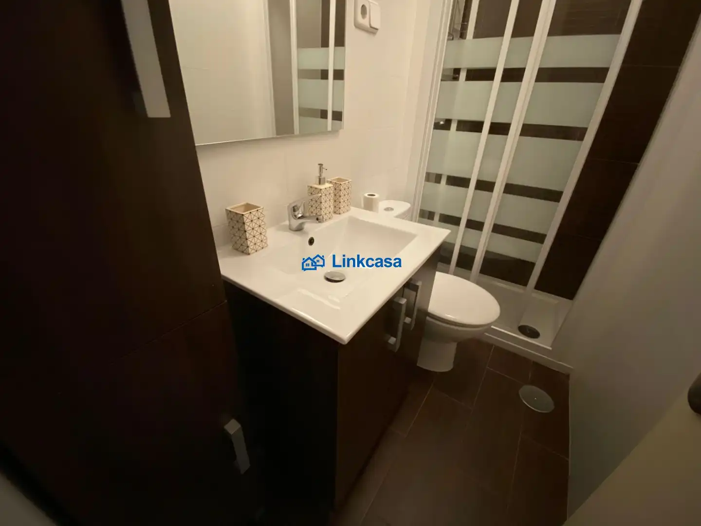 Bathroom of Flat for sale in Madrid  with Air Conditioner, Heating and Terrace