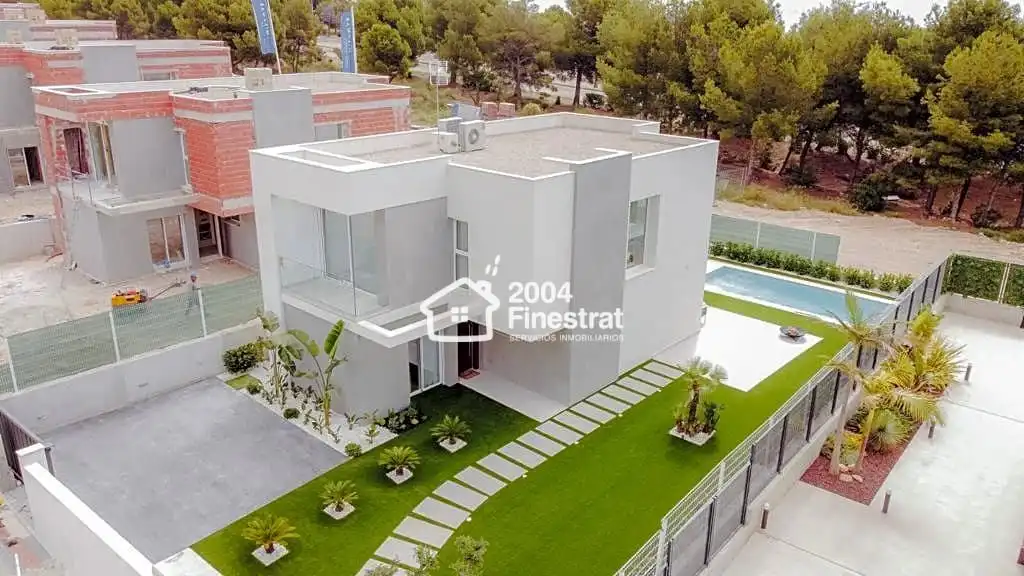 Exterior view of Houses for sale in Finestrat  with Private garden, Terrace and Swimming Pool