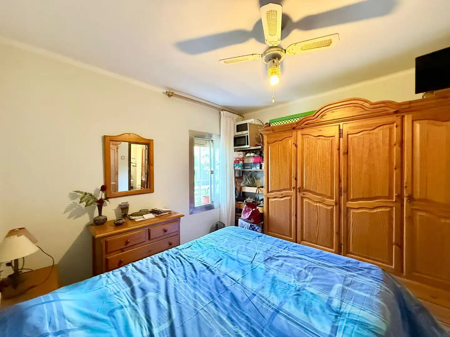 Habitación de Piso en venta en Almería con Calefacción, Amueblado y Balcón