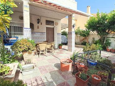 Erdgeschosswohnung mit Garten zum Verkauf in Puerto de Mazarrón