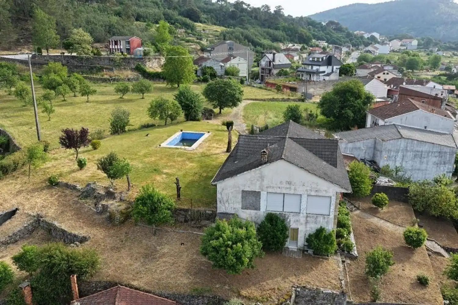 Land for sale in Ribadavia