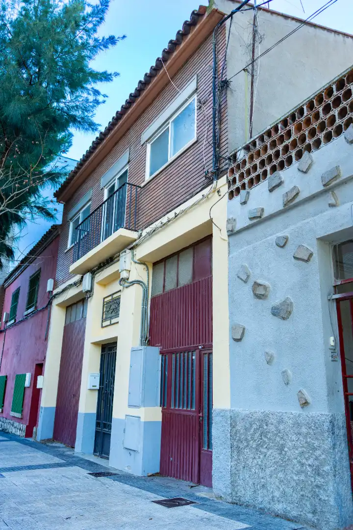 Vista exterior de Casa o xalet en venda en Zaragoza amb Calefacció
