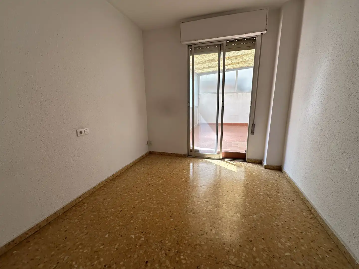 Habitación de Piso en venta en Ontinyent con Calefacción, Terraza y Trastero