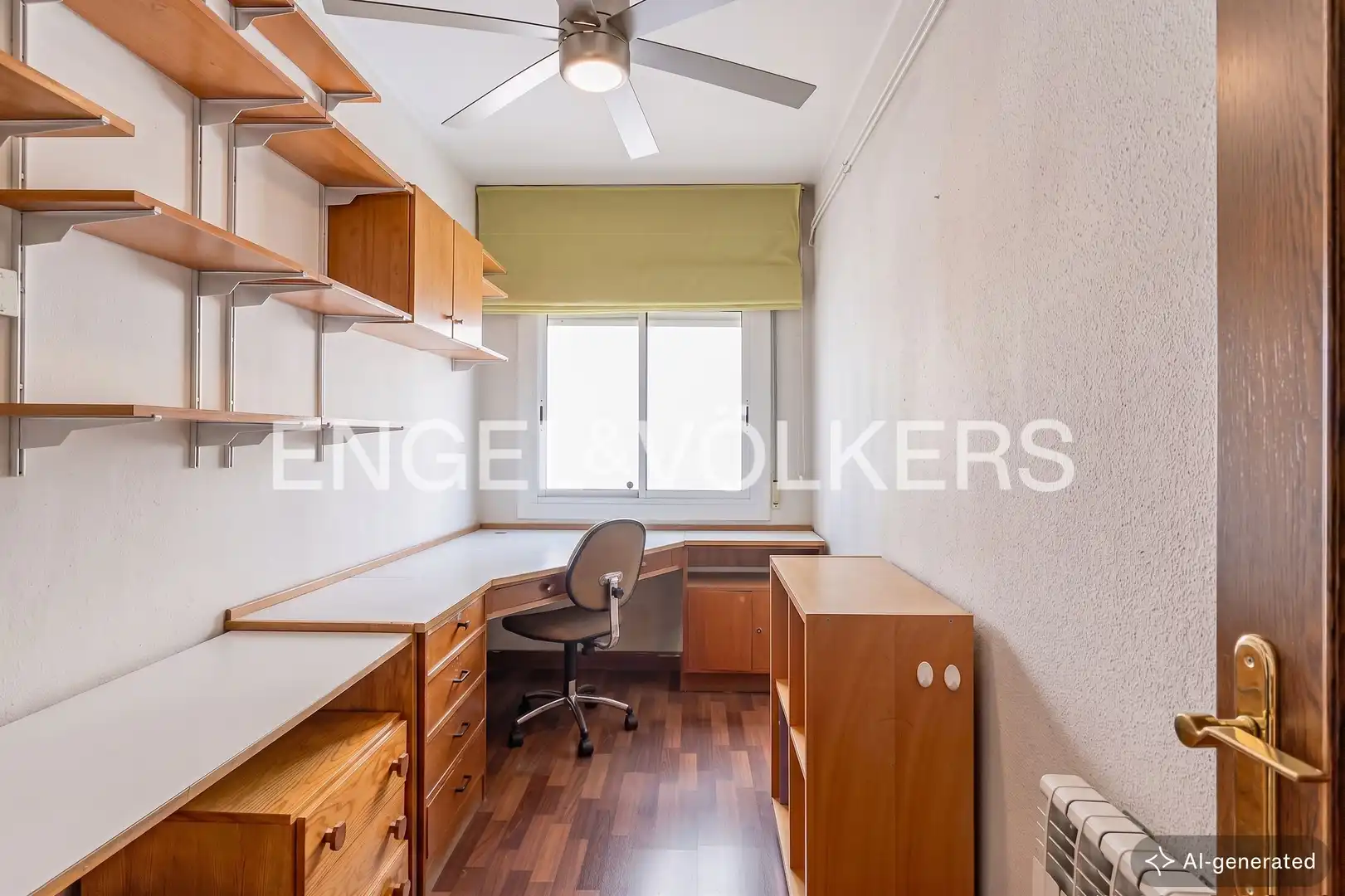 Habitación de Piso en venta en Barcelona con Calefacción y Balcón