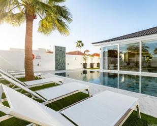 Swimming pool of House or chalet for sale in Adeje  with Air Conditioner, Private garden and Terrace