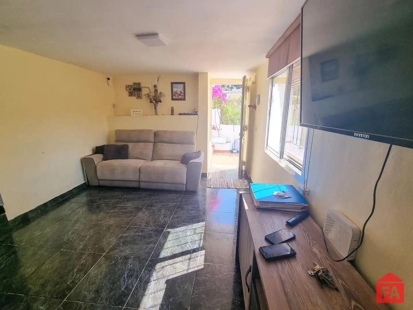 Sala de estar de Casa o chalet en venta en Bellvei con Terraza