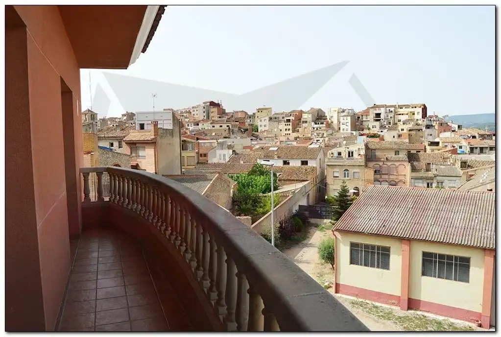 Terrassa de Casa o xalet en venda en L'Espluga de Francolí amb Aire condicionat, Terrassa i Traster