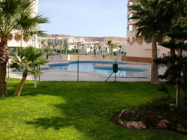 Piscina de Estudi en venda en El Ejido amb Terrassa, Moblat i Piscina comunitària