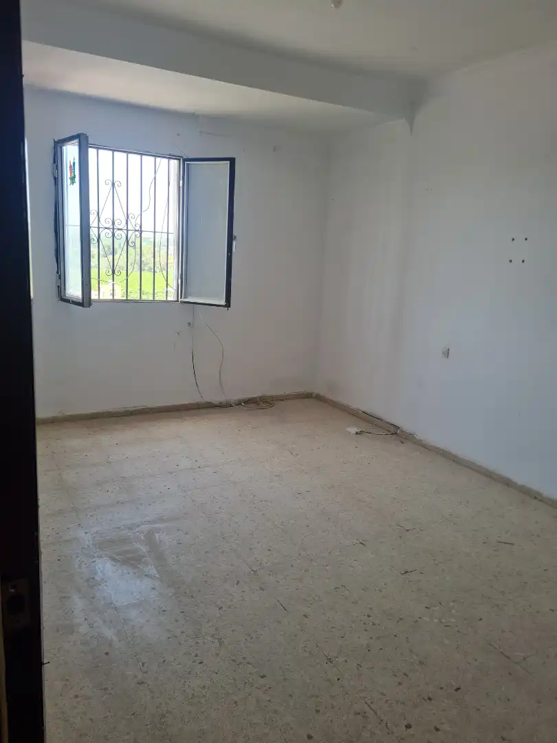 Habitación de Piso en venta en Cantillana con Terraza y Balcón