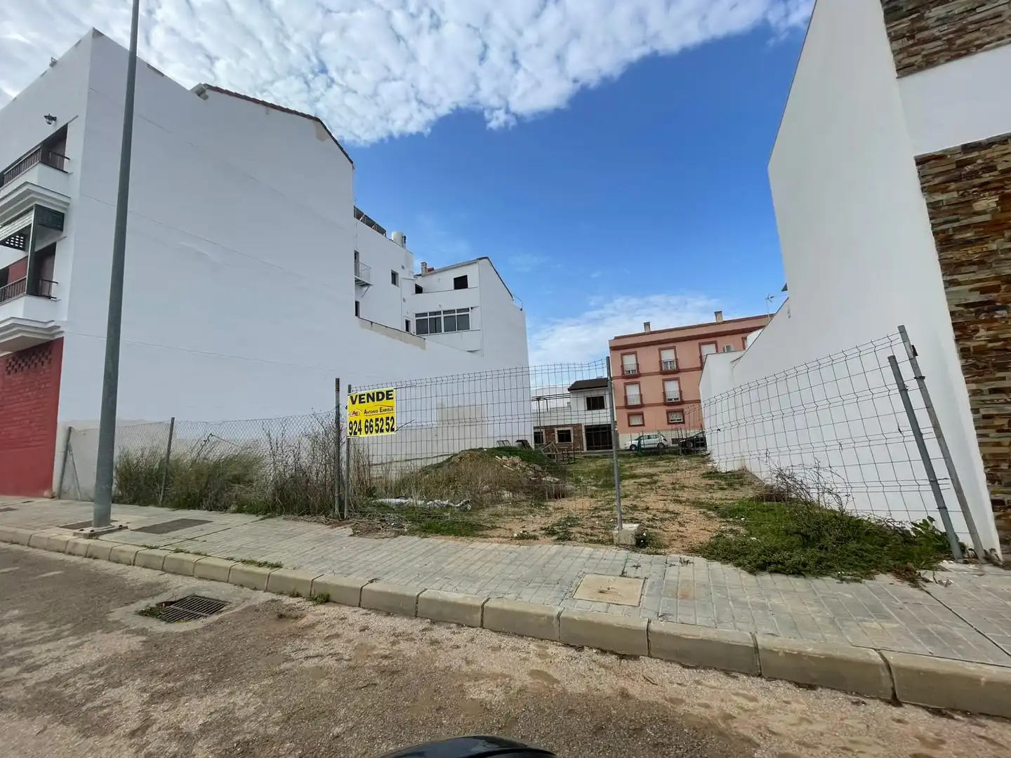 Terreno residencial en venta en Calle Luis de Miranda, imagen 3