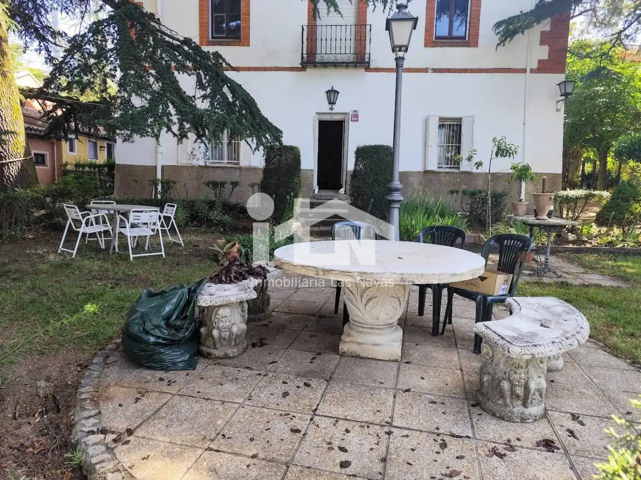 Terraza de Piso en venta en Las Navas del Marqués  con Calefacción, Terraza y Trastero