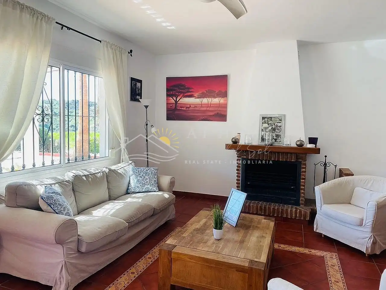 Sala de estar de Casa o chalet de alquiler en Torrox con Terraza, Piscina y Horno