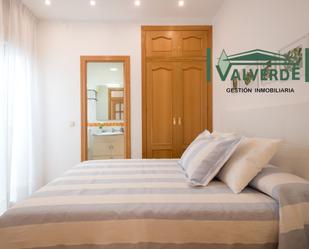 Bedroom of Apartment to rent in  Granada Capital  with Air Conditioner, Heating and Furnished
