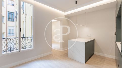 Photo 2 of Flat for sale in Calle del Conde de Romanones, Embajadores - Lavapiés, Madrid Capital