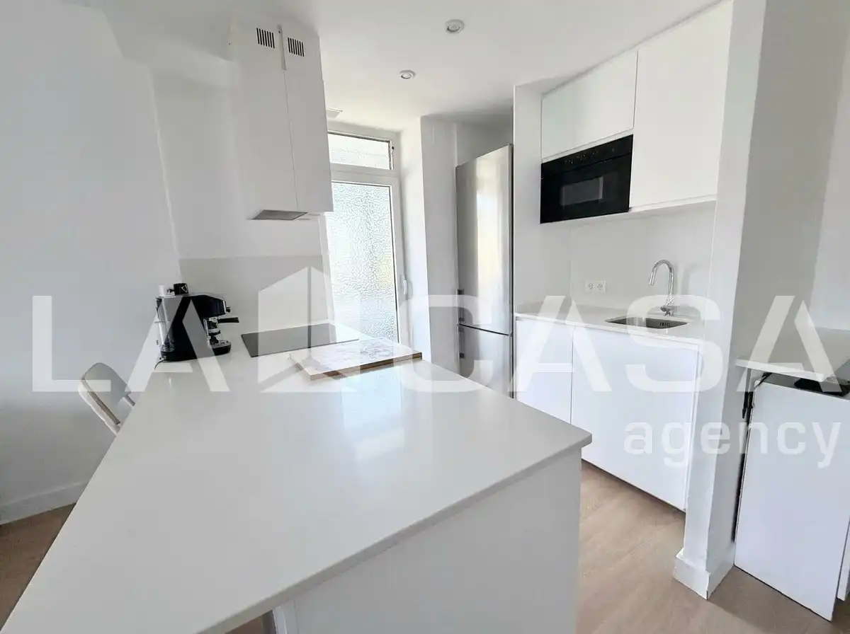 Kitchen of Flat for sale in Barcelona  with Balcony