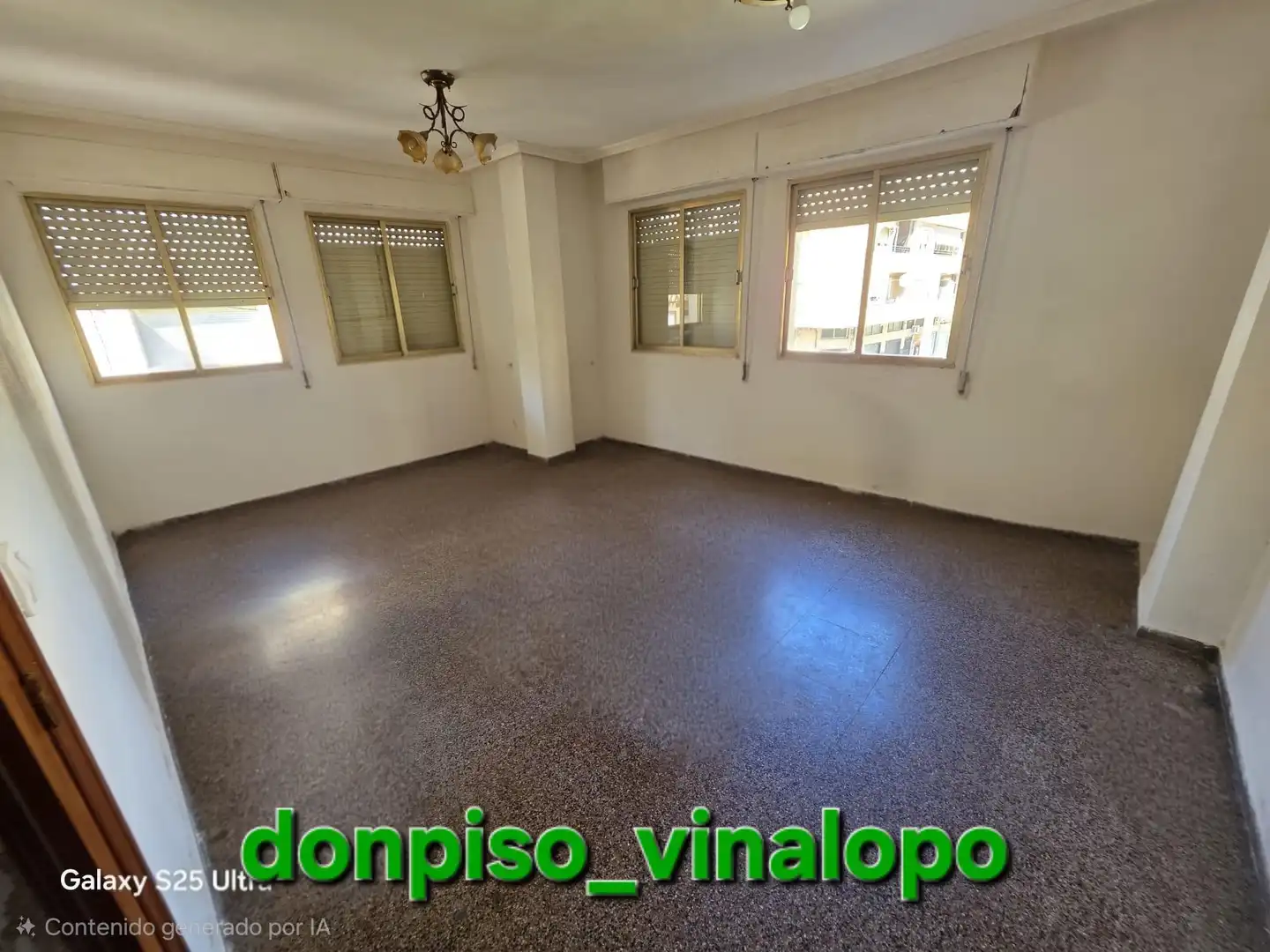 Sala de estar de Apartamento en venta en Elda