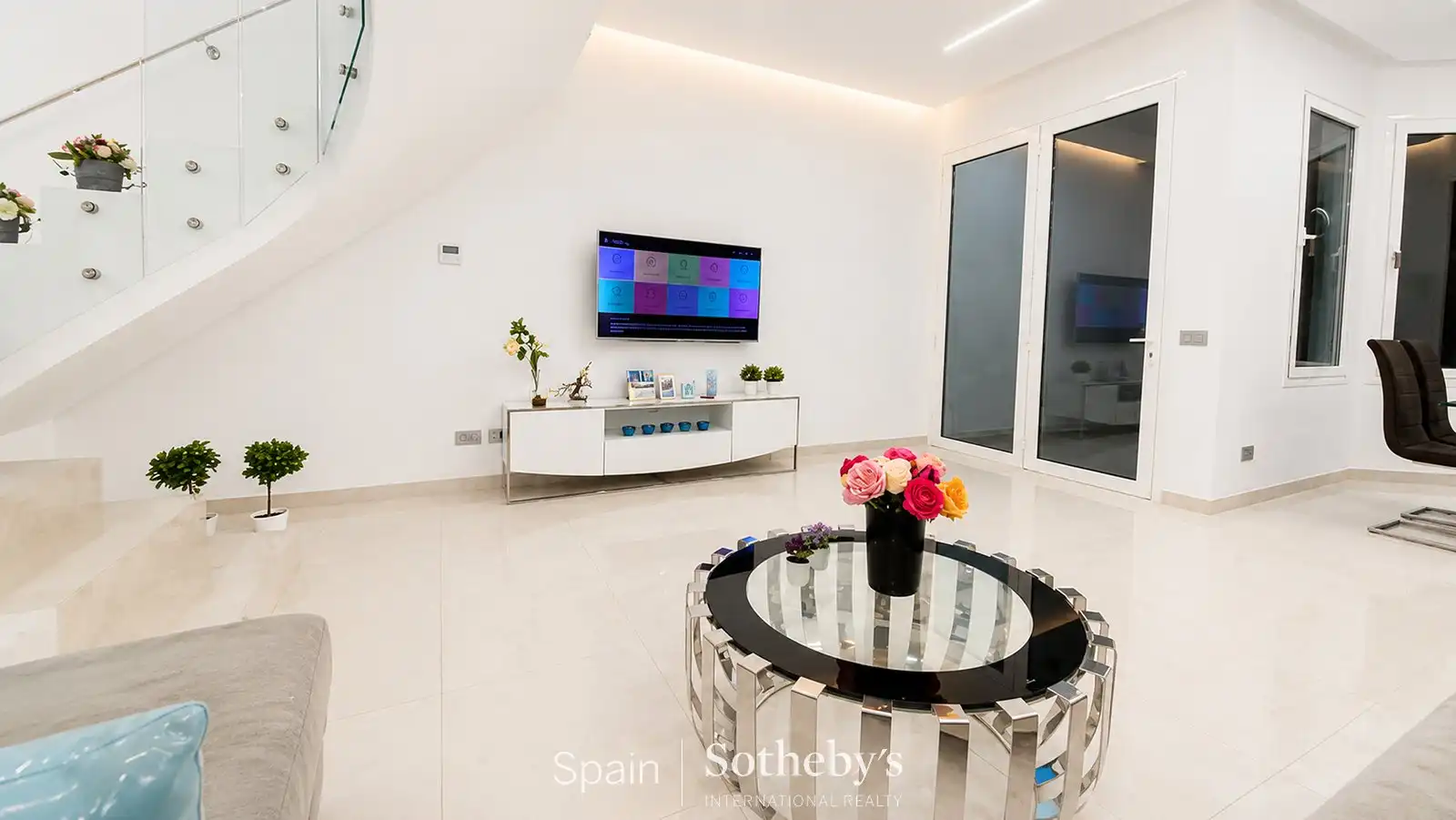 Sala de estar de Casa o chalet en venta en Adeje con Aire acondicionado, Terraza y Piscina comunitaria