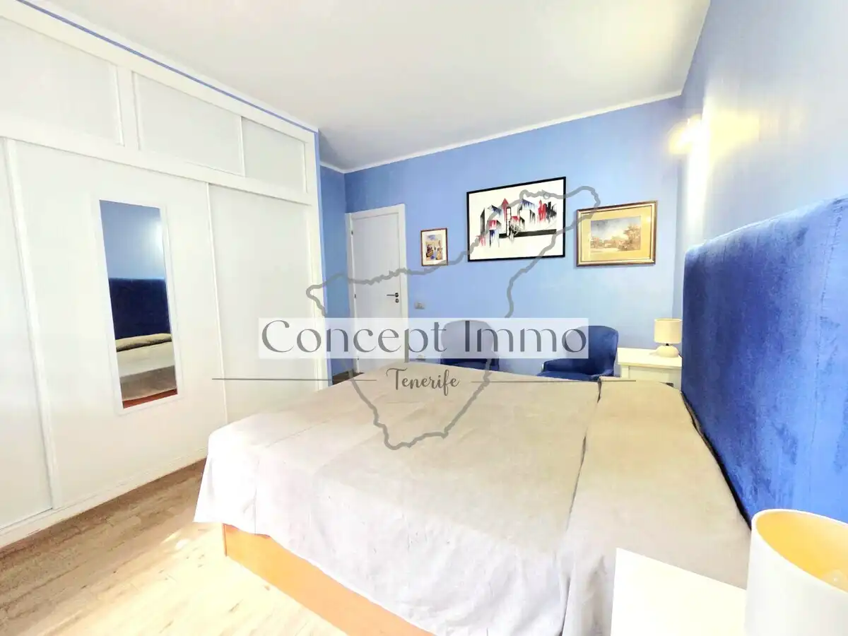 Dormitori de Casa o xalet en venda en Arona amb Jardí privat, Terrassa i Traster