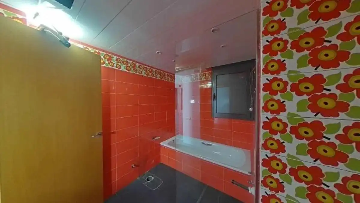 Casa amb piscina en venda a La Collada - Sis Camins, imagen 13